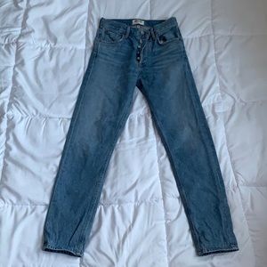 Agolde Jamie High Rise Classic in Brooklyn